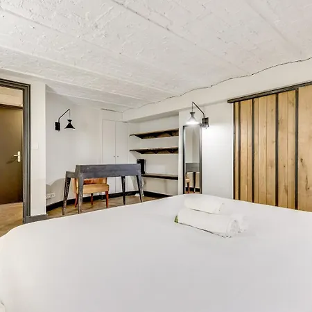 L'atelier - Loft Rénové En Souplex - Tour Eiffel Appartement